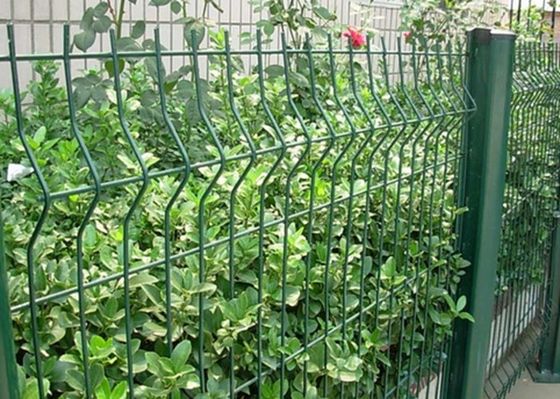 중국 1.5-3.0m 폭을 가진 녹색에 의하여 용접되는 철사 정원 담 훈장 협력 업체
