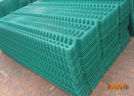 중국 40x60x1.5 포스트 크기를 가진 삼각형 철망사 정원 담 안전 열저항을 구부리십시오 협력 업체